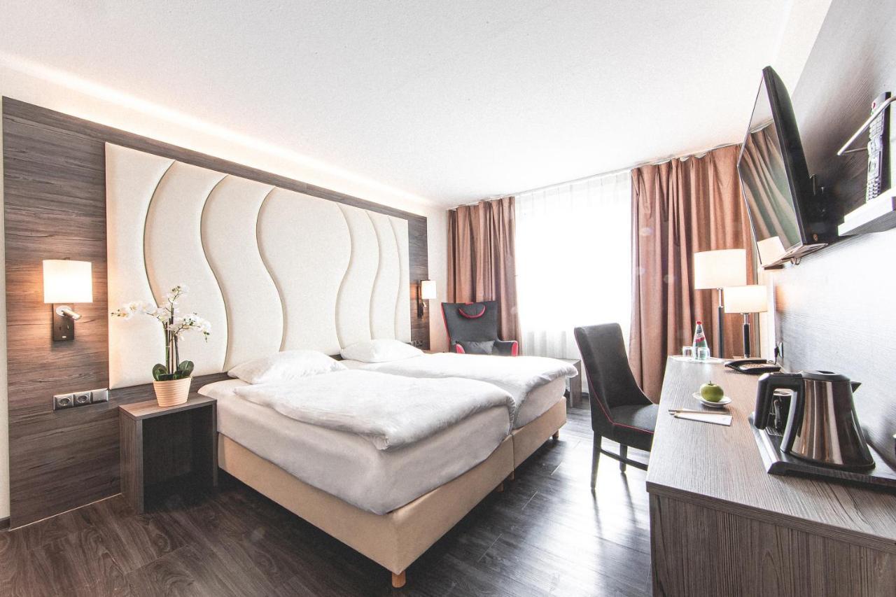 Plaza Hotel Hanau Ngoại thất bức ảnh